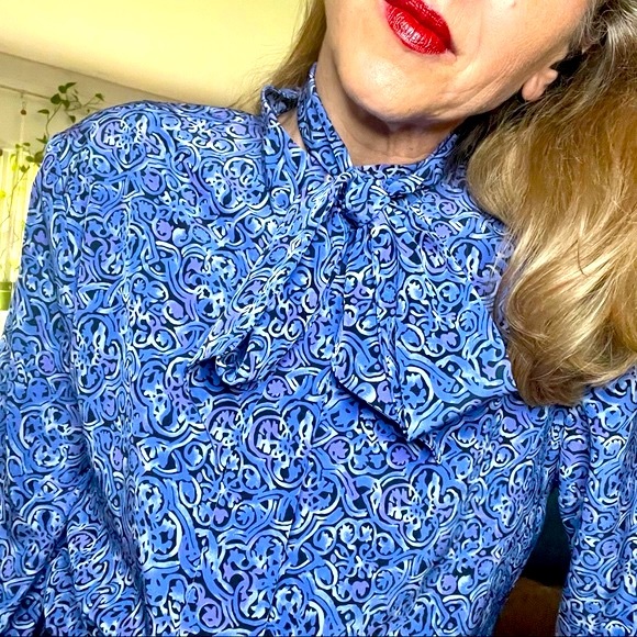 Pendleton Bow Tie detail Blue Pattern Print Secretary Blouse long sleeves - Picture 4 of 16
